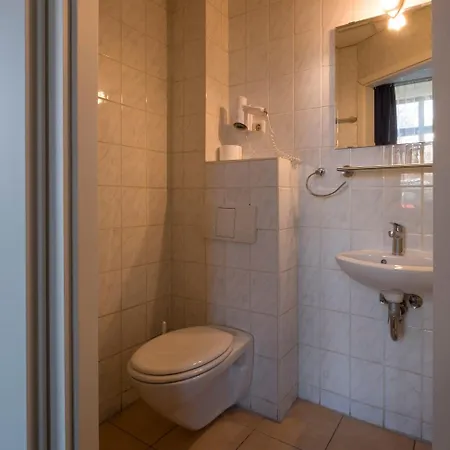 Hotell Gaestehaus Lisakowski Am Brautwiesenpark 3*