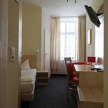 Hotell Gaestehaus Lisakowski Am Brautwiesenpark 3*