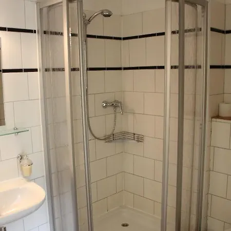 Gaestehaus Lisakowski Am Brautwiesenpark 3* Görlitz