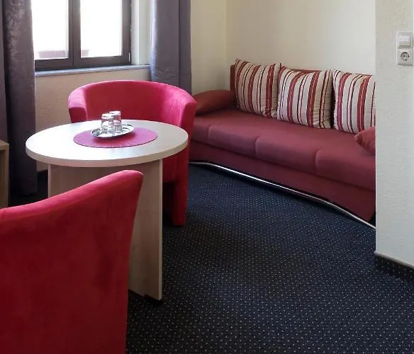 Gaestehaus Lisakowski Am Brautwiesenpark 3*