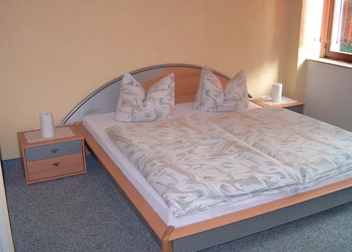 Gaestehaus Lisakowski Am Brautwiesenpark ゲルリッツ