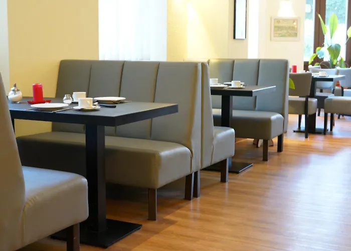 Gaestehaus Lisakowski Am Brautwiesenpark ゲルリッツ