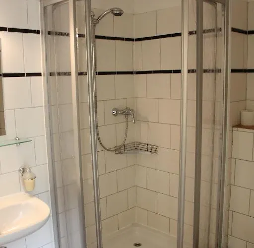 Gaestehaus Lisakowski Am Brautwiesenpark 3* ゲルリッツ